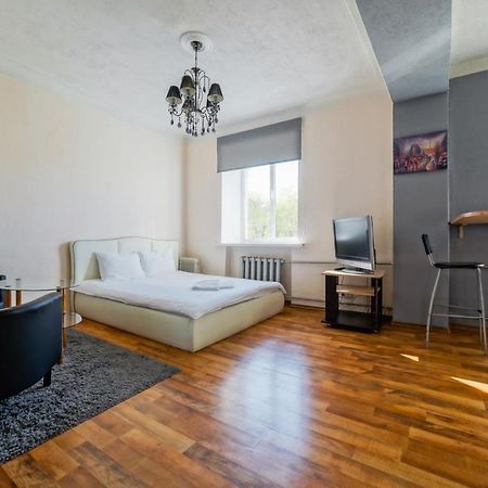 In The Center Of Minsk Apartment Luaran gambar