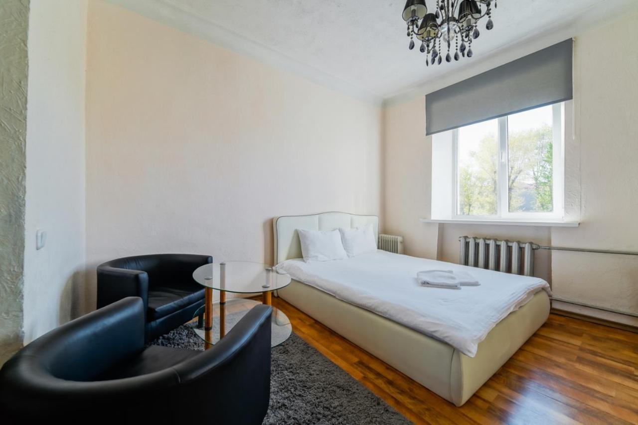 In The Center Of Minsk Apartment Luaran gambar